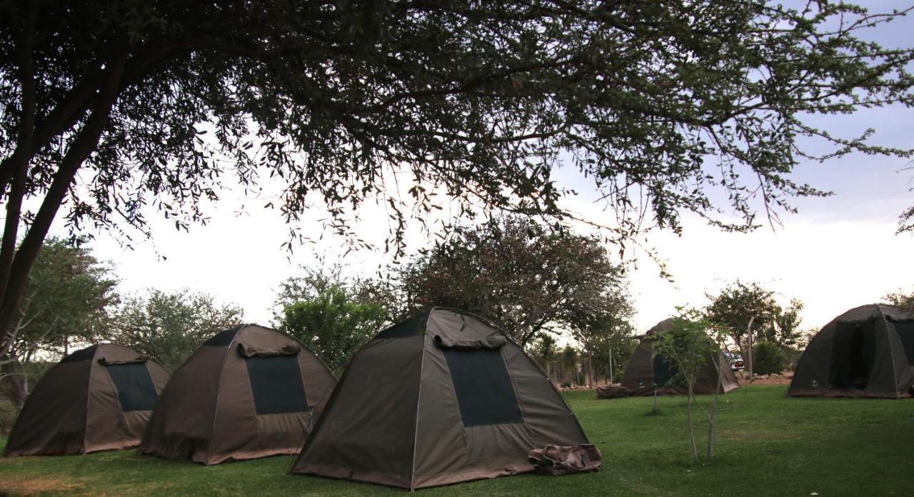 Etotongwe Lodge Outjo Dış mekan fotoğraf
